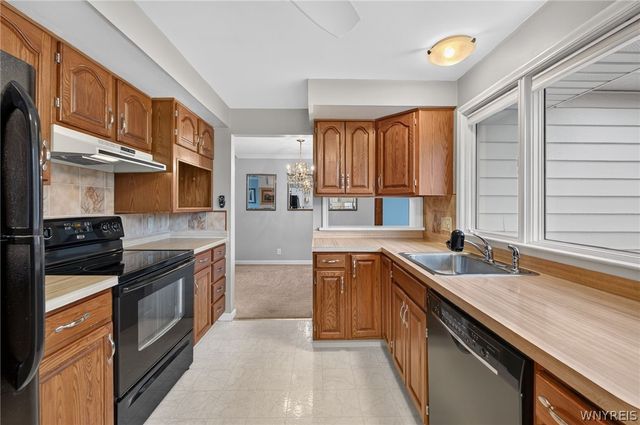 1307 Fairfax Avenue, North Tonawanda, NY 14120