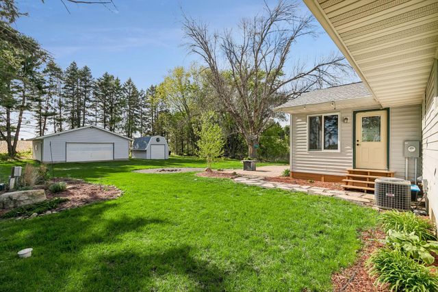 16652 Ingersoll Avenue N, Hugo, MN 55038