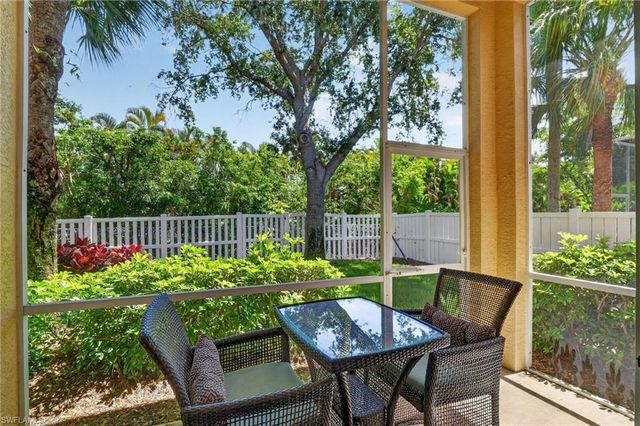 14907 Sterling Oaks DR, Naples, FL 34110
