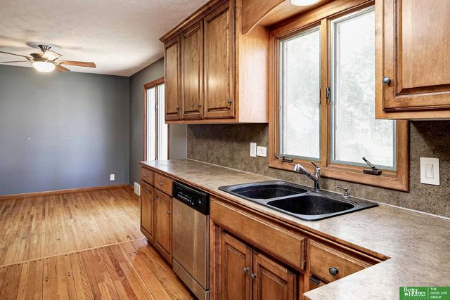 10261 Miami Street, Omaha, NE 68134