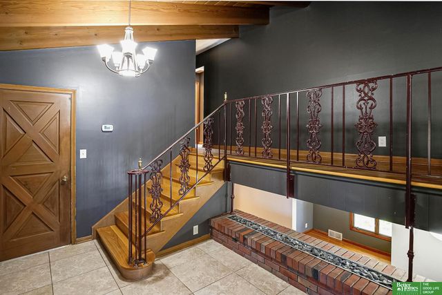 10261 Miami Street, Omaha, NE 68134