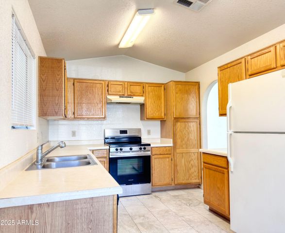 1836 N STAPLEY Drive 150, Mesa, AZ 85203