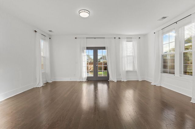 615 Long Meadow Street, Summerville, SC 29486