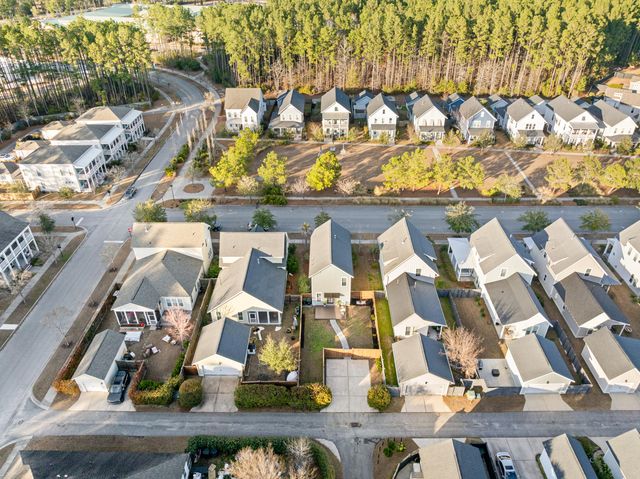 615 Long Meadow Street, Summerville, SC 29486