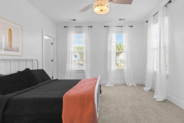 615 Long Meadow Street, Summerville, SC 29486