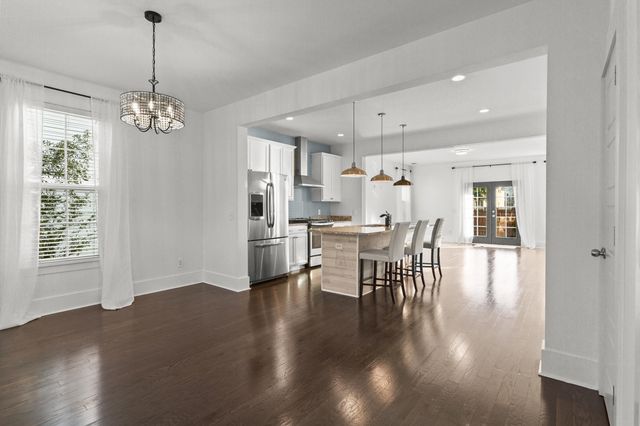 615 Long Meadow Street, Summerville, SC 29486