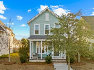 615 Long Meadow Street, Summerville, SC 29486