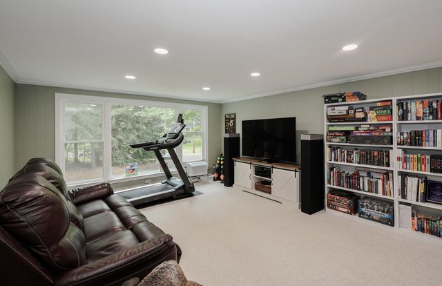 1 Woodridge Road, Durham, NH 03824