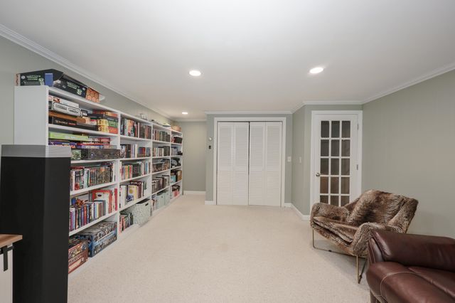 1 Woodridge Road, Durham, NH 03824