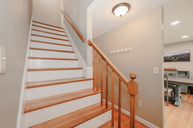 1 Woodridge Road, Durham, NH 03824