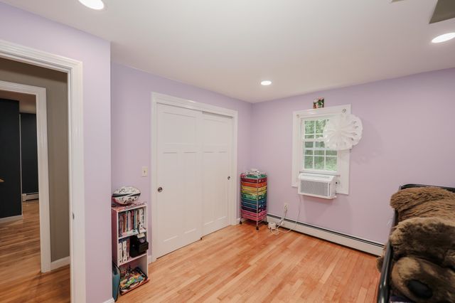 1 Woodridge Road, Durham, NH 03824