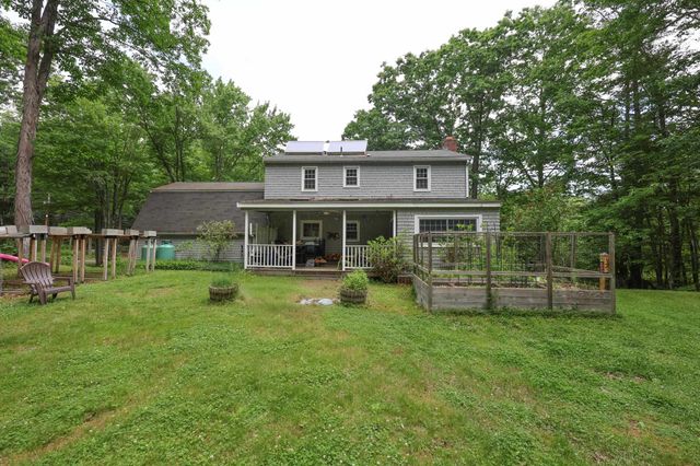 1 Woodridge Road, Durham, NH 03824