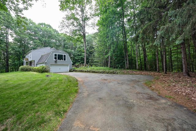 1 Woodridge Road, Durham, NH 03824