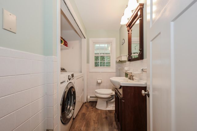 1 Woodridge Road, Durham, NH 03824