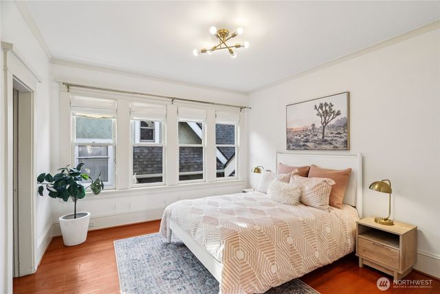 1119 19th Avenue E, Seattle, WA 98112