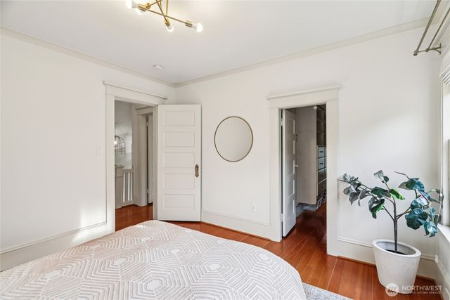 1119 19th Avenue E, Seattle, WA 98112