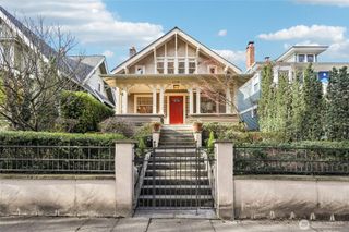 1119 19th Avenue E, Seattle, WA 98112