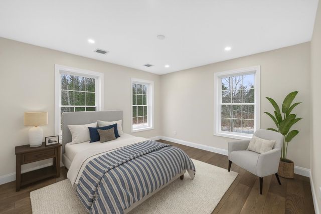 335 Raymond Road, Chester, NH 03036