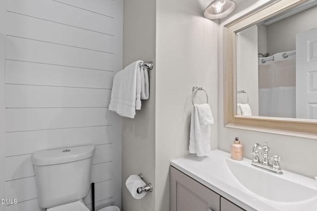 317 Luxe Hall Lane, Cary, NC 27513