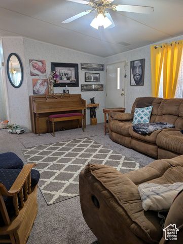 12 SUNRISE DR, Preston, ID 83263