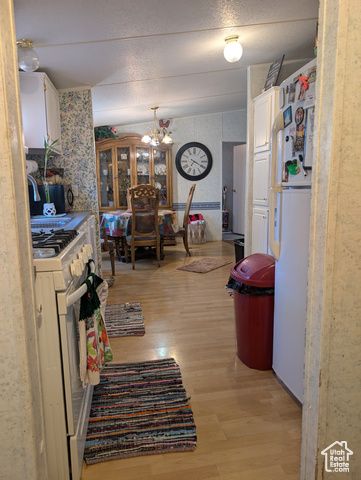 12 SUNRISE DR, Preston, ID 83263