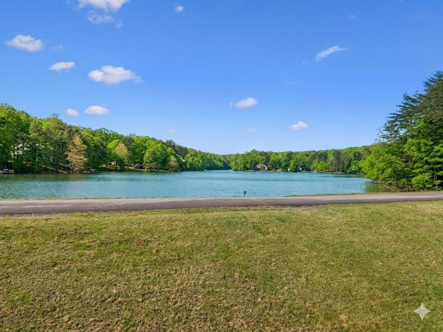 2429 Boston Branch Circle, Signal Mountain, TN 37377