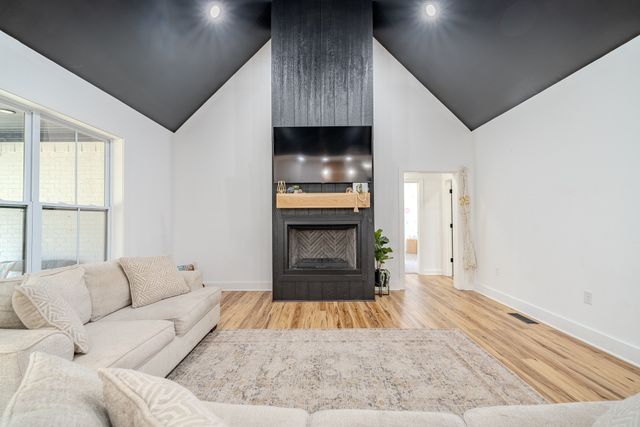 850 Cordova Cv, Savannah, TN 38372