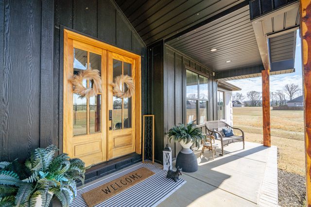 850 Cordova Cv, Savannah, TN 38372