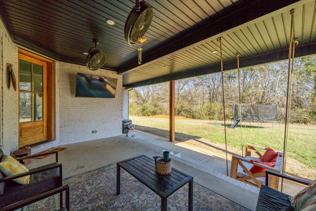 850 Cordova Cv, Savannah, TN 38372