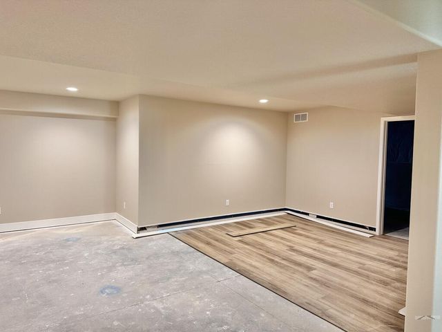 860 S McCulloch Ct, Pueblo West, CO 81007
