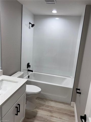 2213 SE 15th TER, Cape Coral, FL 33990