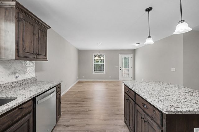118 Blue Grass Dr, Shelbyville, TN 37160
