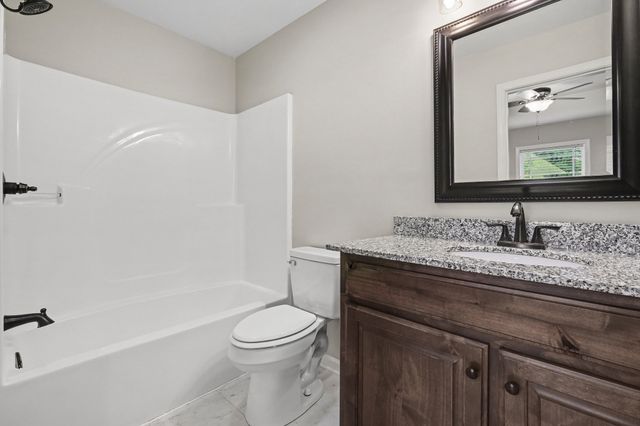 118 Blue Grass Dr, Shelbyville, TN 37160