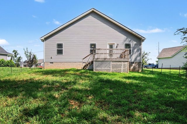 118 Blue Grass Dr, Shelbyville, TN 37160