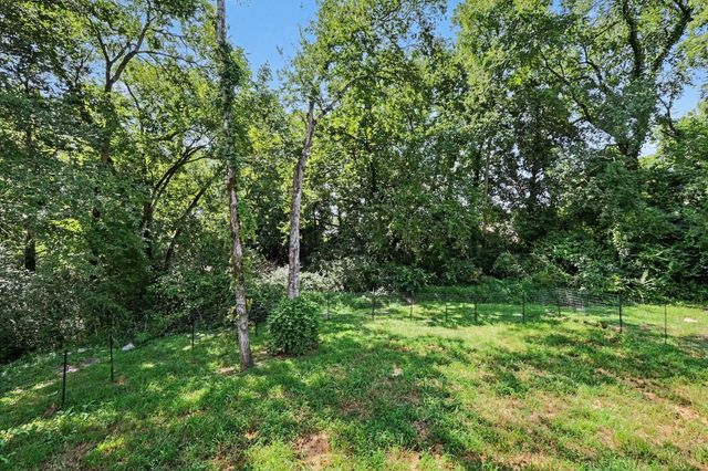 118 Blue Grass Dr, Shelbyville, TN 37160