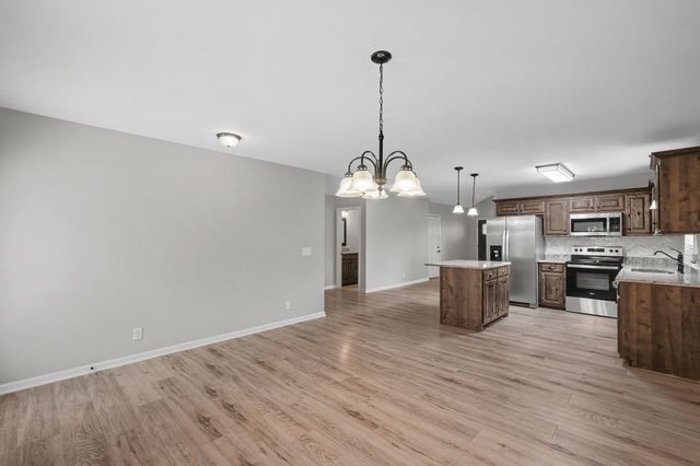 118 Blue Grass Dr, Shelbyville, TN 37160