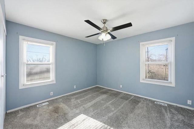 9220 McKinley Street, Kansas City, MO 64138