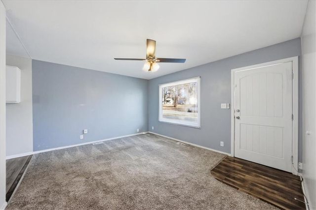 9220 McKinley Street, Kansas City, MO 64138