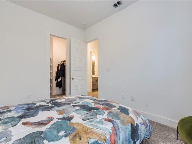 205 William Clayton DR, Buda, TX 78610