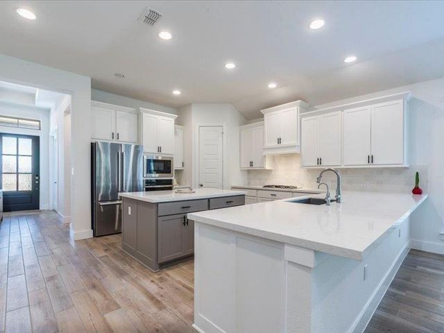 205 William Clayton DR, Buda, TX 78610