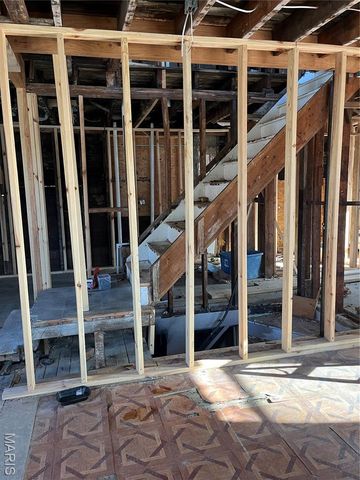 8700 Mackenzie Road, Affton, MO 63123