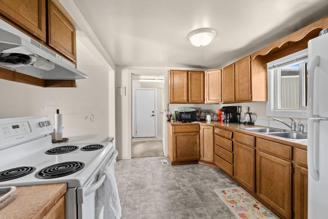 8524 E Maringo Dr, Spokane, WA 99212