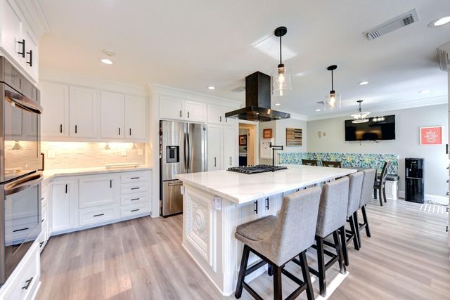 1950 Country Club Road, Brenham, TX 77833