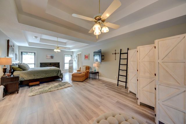 1950 Country Club Road, Brenham, TX 77833