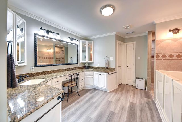 1950 Country Club Road, Brenham, TX 77833