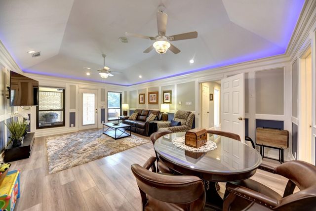 1950 Country Club Road, Brenham, TX 77833