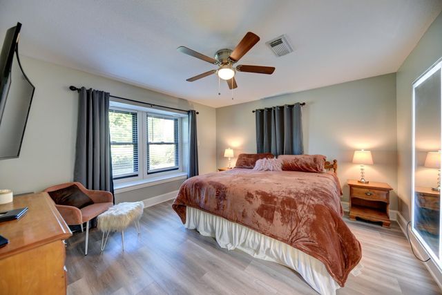 1950 Country Club Road, Brenham, TX 77833