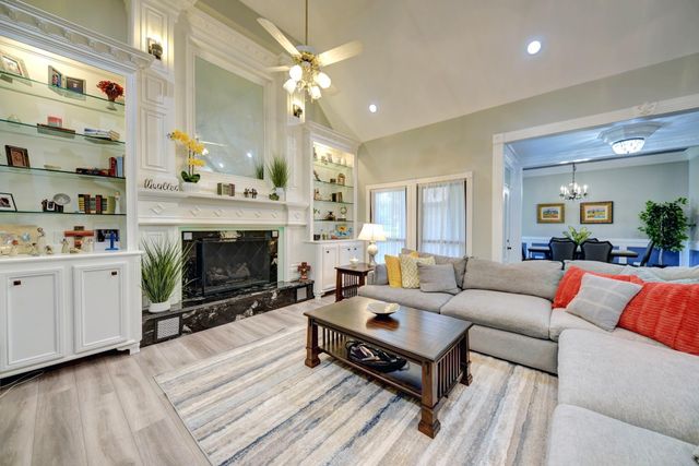 1950 Country Club Road, Brenham, TX 77833