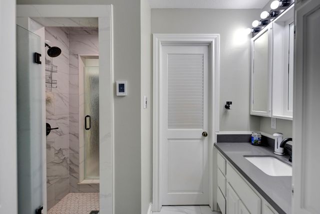 1950 Country Club Road, Brenham, TX 77833