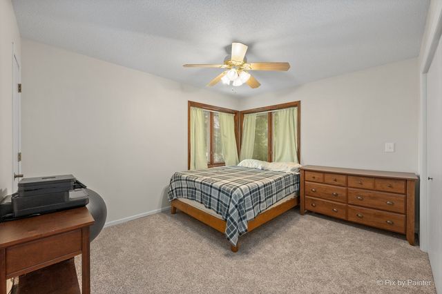 287 Holiday Drive, Lake Holiday, IL 60552
